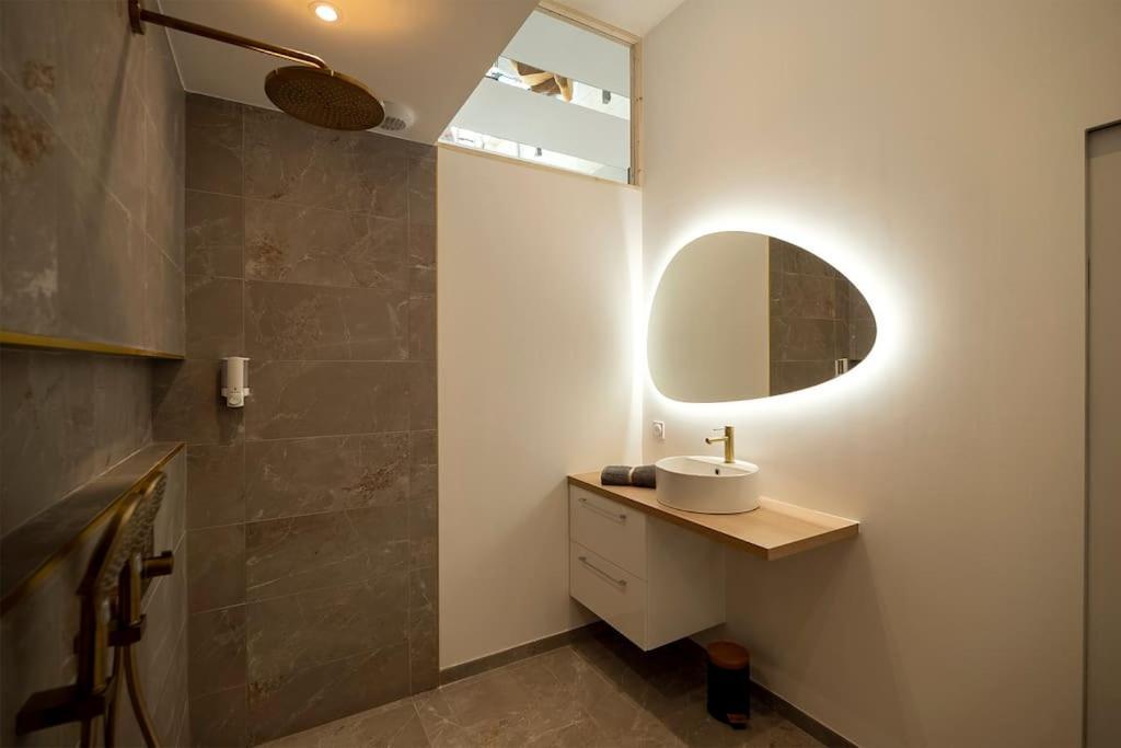 Loft De Luxe Le Chic, Grand Jacuzzi, Vue Port De Plaisance Lägenhet Saint-Valery-en-Caux Exteriör bild